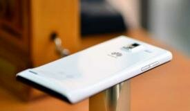 Huawei Honor 7 “fatto a pezzi” da un sito cinese