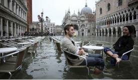 WWF: Roma deserta e Venezia sommersa per colpa del clima?