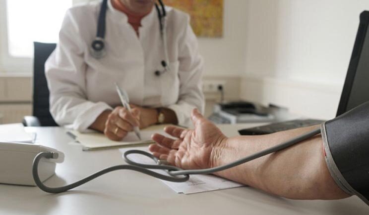 Medici verso lo sciopero contro il taglio di 208 esami