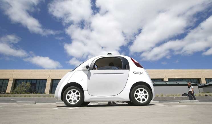 Google Car: incidente con feriti in California