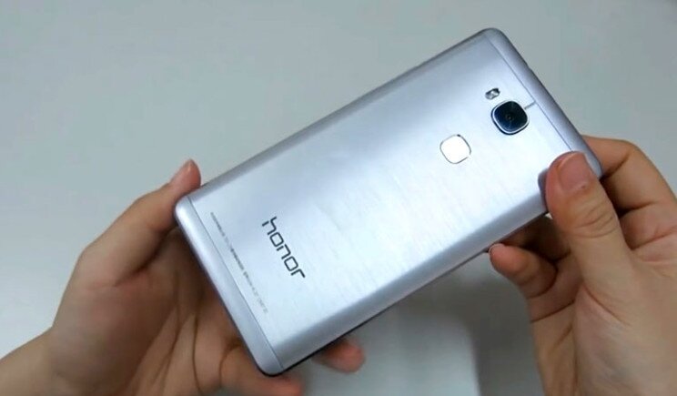Huawei: Honor 5X sbarca in Italia
