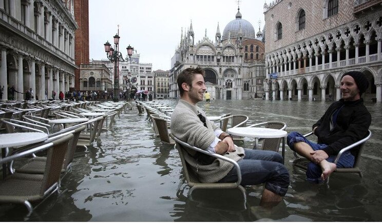 WWF: Roma deserta e Venezia sommersa per colpa del clima?