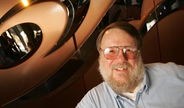 Addio a Ray Tomlinson, ideatore delle moderne e-mail