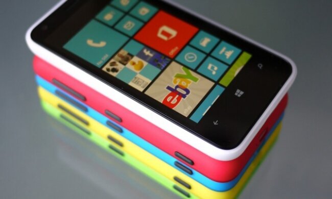 Addio al marchio Nokia sugli smartphones, i Lumia saranno Microsoft