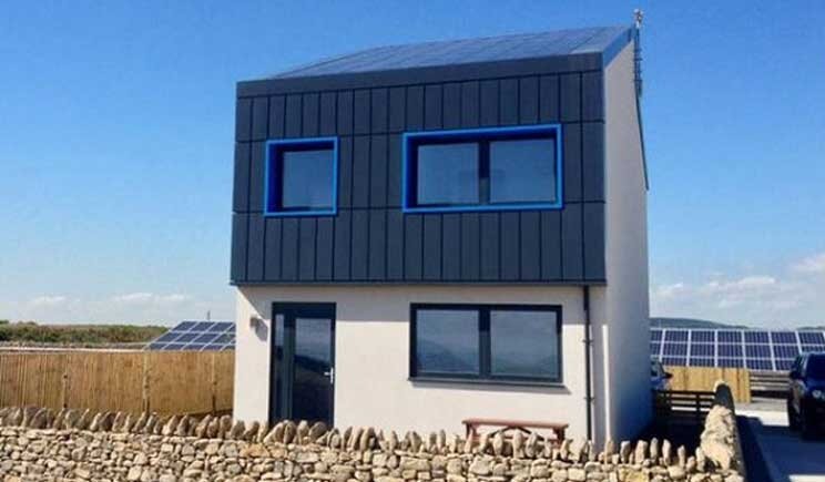 Solcer House: la casa che produce più energia di quella che consuma