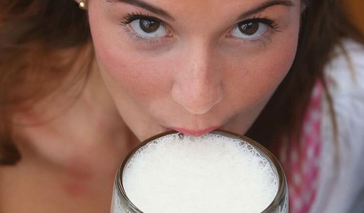 Bere birra riduce il rischio di infarto nelle donne